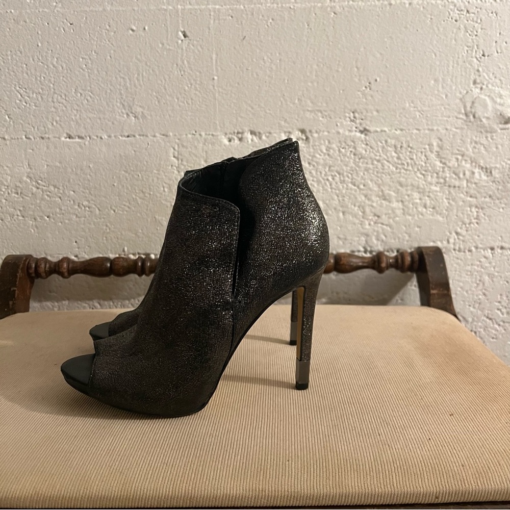 Guess 7.5 Metallic Bootie Heels